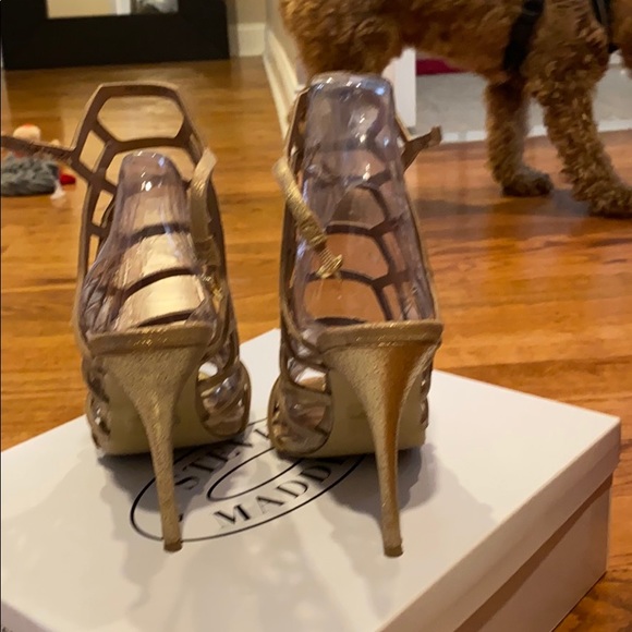Steve Madden Slithur Gold Cut Out Heels - Picture 3 of 5